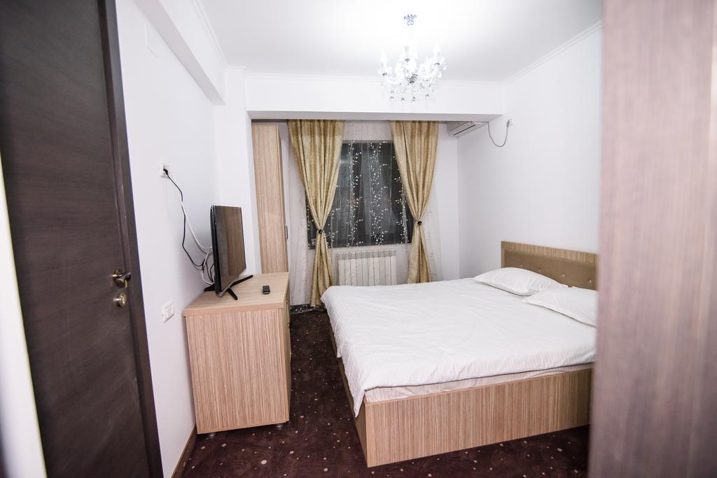 Vila Naty Năvodari Exteriör bild